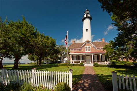 St. Simons Lighthouse Museum - Coastal Georgia Historical Society