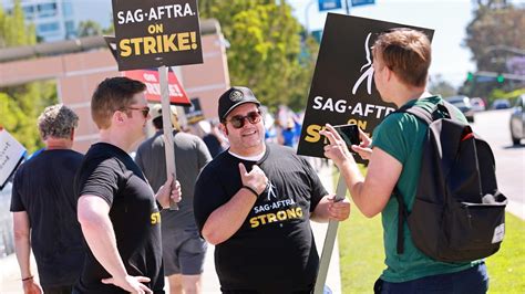 Actors react to the SAG-AFTRA strike on social media