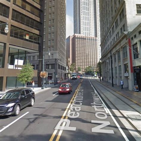 Downtown Atlanta walkers ("The Walking Dead") in Atlanta, GA (Bing Maps)