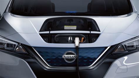 2019 Nissan LEAF Charging & Range | Nissan USA