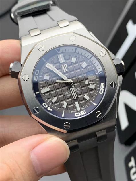 BF Replica Audemars Piguet Royal Oak Diver 15720 Review – Hot Spot on ...