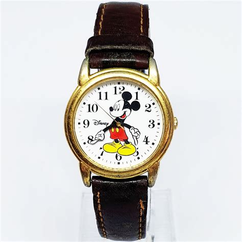 Elegant Vintage Mickey Mouse Disney Watch | SII Marketing Seiko Watch ...