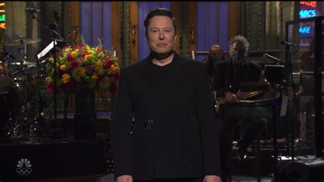 'SNL': Elon Musk Talks Vision For Future In Opening Monologue