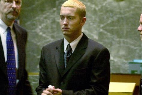 Slim Shady stands up in court - CBS News