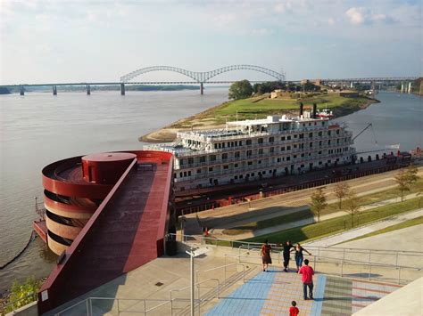 Picture of the Day: Memphis Riverfront - Mississippi Valley Traveler