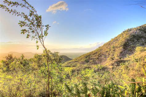 Blue Green Atlas - The Climate of Haiti