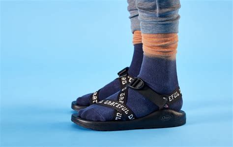 Best Grateful Dead Sandals - Chaco Grateful Dead | Field Mag