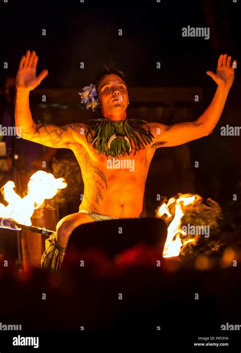 Native male Hawaiian performing traditional fire dance at Lua, Big ...