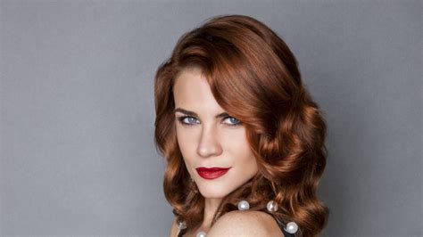 Courtney Hope on Sally Spectra Being Back & Living Large in 'Y&R's ...