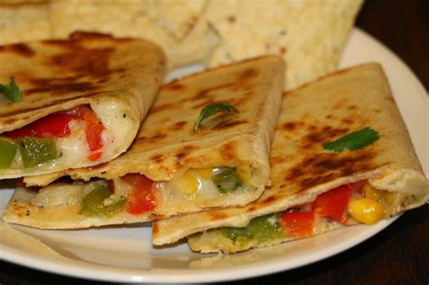 yummy delight for u: Vegetarian Quesadilla Recipe