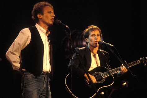 Video proof that Simon & Garfunkel hated each other - The Strut