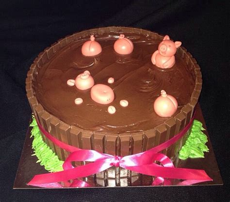 Pig in the mud cake. Made by tannicakes at ta*****@***** | Desserts, Mud cake, Cake