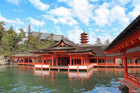 Itsukushima-jinja - Le grand sanctuaire de Miyajima