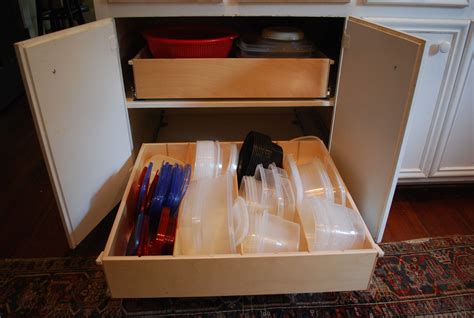 Tupperware Storage | Tupperware organizing, Kitchen cupboard organization, Tupperware storage