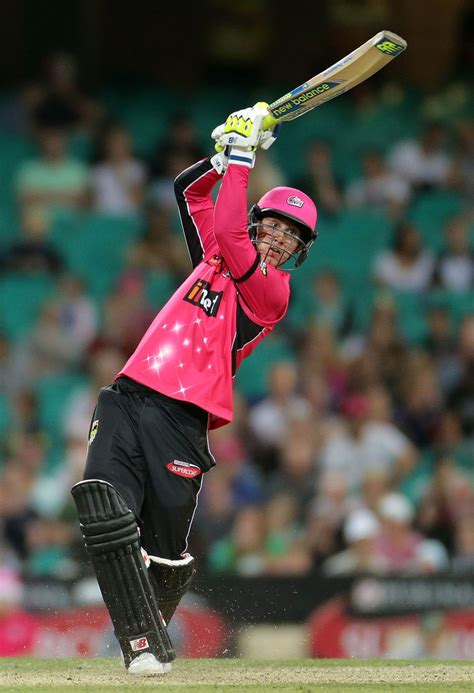 BBL 2014/15 Match 2: Maddinson stars as Sixers trump Renegades ...