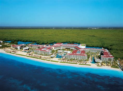 Secrets Riviera Cancun Resort & Spa, Cancún, Mexico | Caribbean Warehouse by Blue Bay Travel