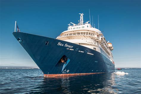 5 Tips for Choosing The Best Antarctica Cruise - Design Swan