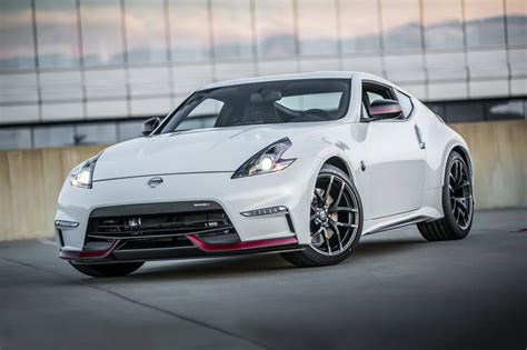 Used 2020 Nissan 370Z NISMO Review | Edmunds