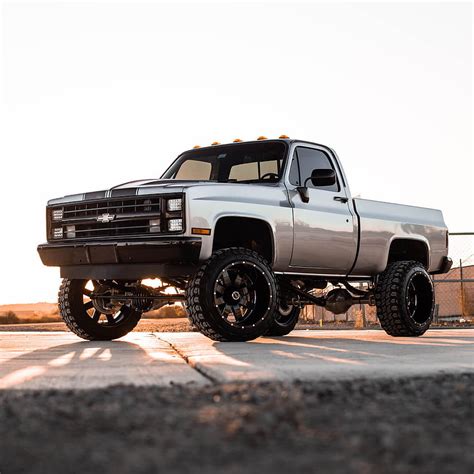 Chevy Trucks Lifted Wallpaper