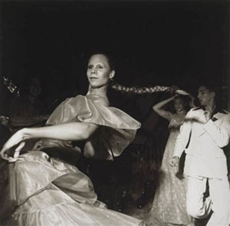 Larry Fink: Social Graces | Art Gallery of Ontario