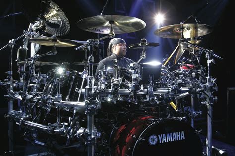 Carter Beauford - Modern Drummer Magazine