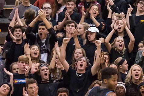 Crowd – CNR Basketball