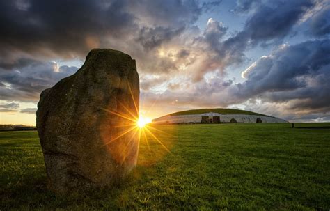 Winter Solstice at Newgrange - Ireland Vacations with DiscoveringIreland.com