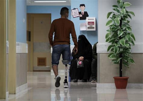 Feature: Specialized prosthetics hospital in Gaza helps Palestinian ...