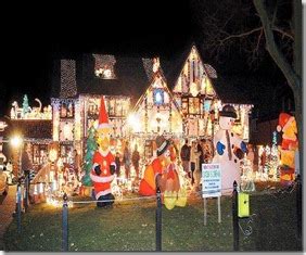 Williamsburg VA Tacky Light Contest | Mr Williamsburg, Revolutionary ...