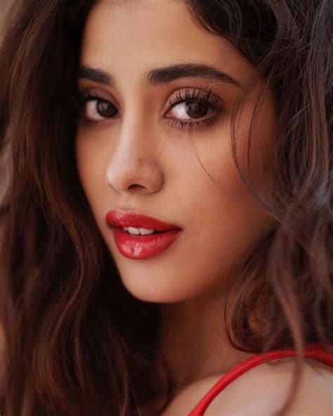 Janhvi Kapoor wears red hot little figure-hugging dress | Blogg Buzz