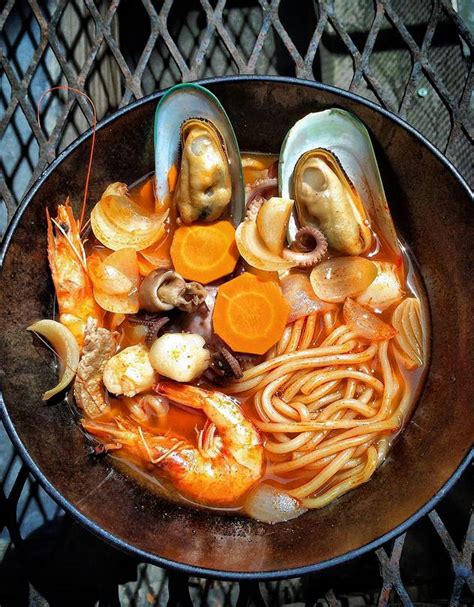 Recipe: Jjampong (Spicy Seafood Noodle Soup) - WSJ