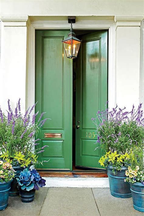 10 Colorful Front Doors That'll Make You Want to Bust Out the Paint ...