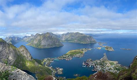 Reinebringen Hiking Trail | Best hikes in Norway | Hikes & Walks.com