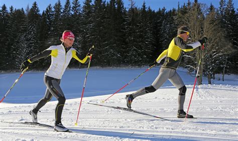 Cross Country Skiing Lessons "Classic" for Beginners • Cross-Country Skiing ...