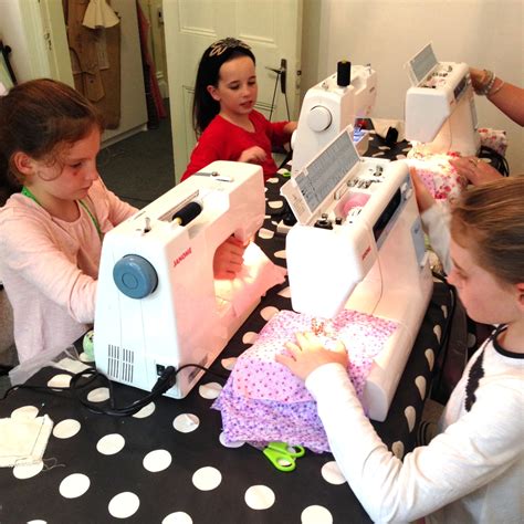 Teens After School Sewing Classes in Sydney