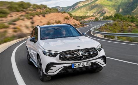 2022 Mercedes-Benz GLC-Class SUV Revealed With Hybrid Engines - The Wall.fyi