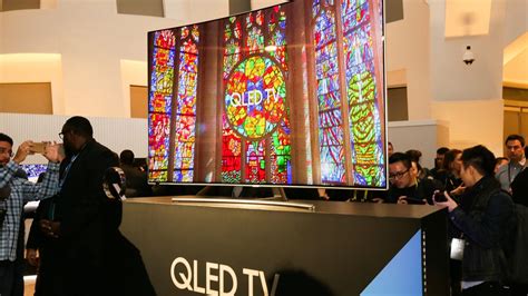 Curved TV isn't dead yet. Thanks, Samsung. - CNET