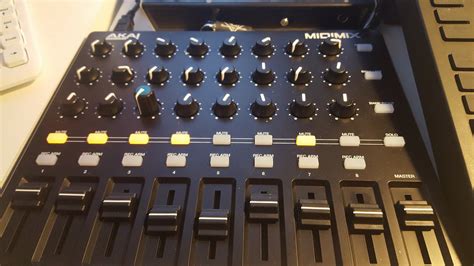 Modded the AKAI Midimix with better knobs (rean F313) - worth it! : r ...