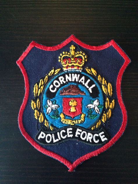 Cornwall Police, Ontario , Canada - Obsolete | Police, Police badge ...