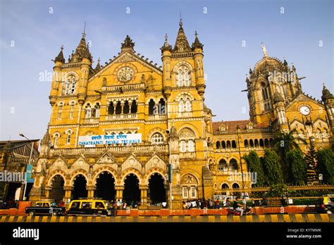 MUMBAI, INDIA - OCT 30, 2011: Historic main train station in Mumbai ...