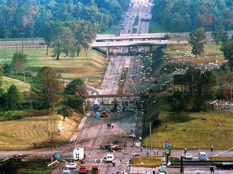 Flight 255 bonds victims’ families, 30 years later