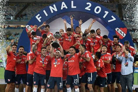 2017 Independiente de Avellaneda- Campeón de Copa Sudamericana ...