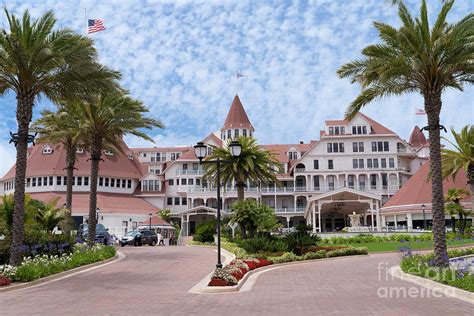 Historic Coronado Hotel San Diego California Photograph by Wayne Moran - Fine Art America