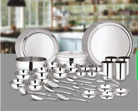 Silver Round Plain Stainless Steel Dinner Set, For Serving Food, Size ...