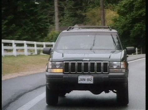 IMCDb.org: 1996 Jeep Grand Cherokee Laredo [ZJ] in "Hit and Run, 1999"