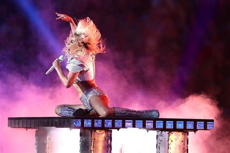 Lady Gaga Super Bowl Halftime Show Was Insane | StyleCaster