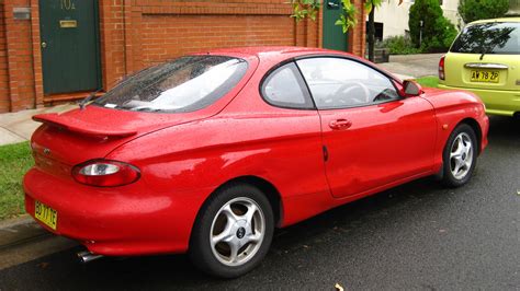 Aussie Old Parked Cars: 1996 Hyundai Coupe