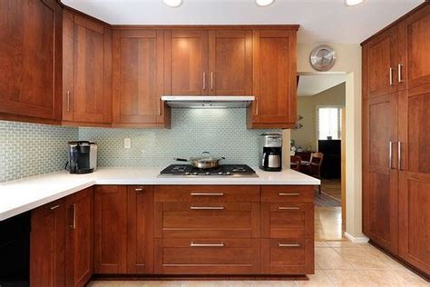 30 Popular Wooden Cabinets Design Ideas For Your Kitchen Decor - PIMPHOMEE