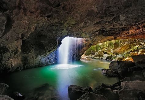 Water cavern | Natural bridge springbrook, Australia landscape, Natural bridge