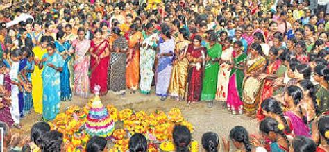 Bathukamma – A festival of flowers in Telangana | Crave Bits